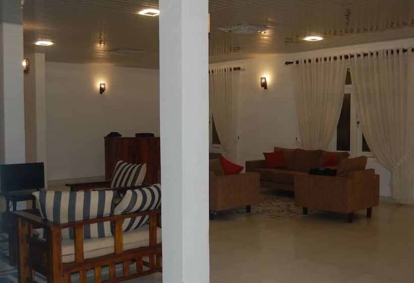 Пансион Siloonaa Garden Villa