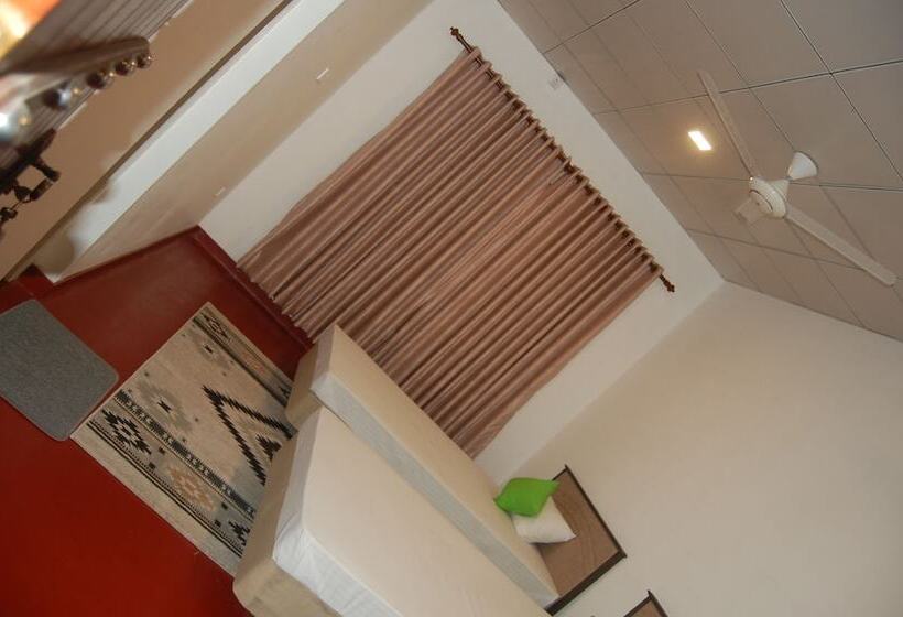 Пансион Siloonaa Garden Villa