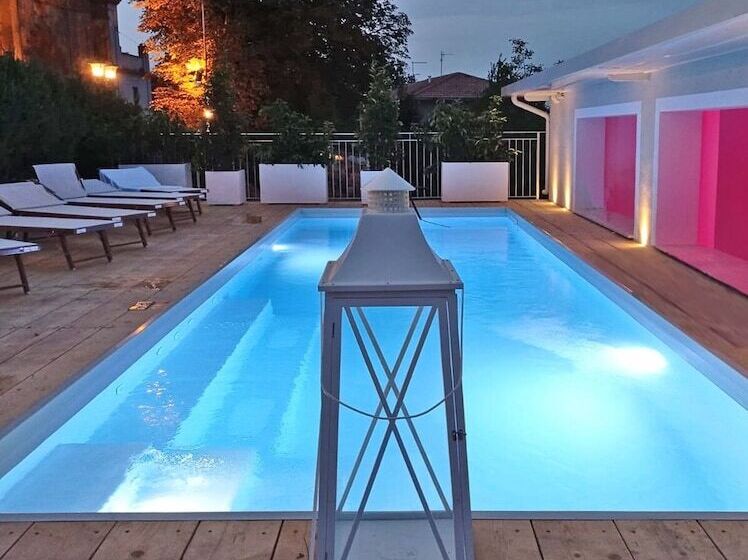 منتجع Borgo Pilotti Hotel & Restaurant