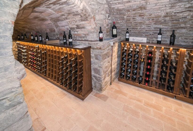 منتجع Borgo Pilotti Hotel & Restaurant