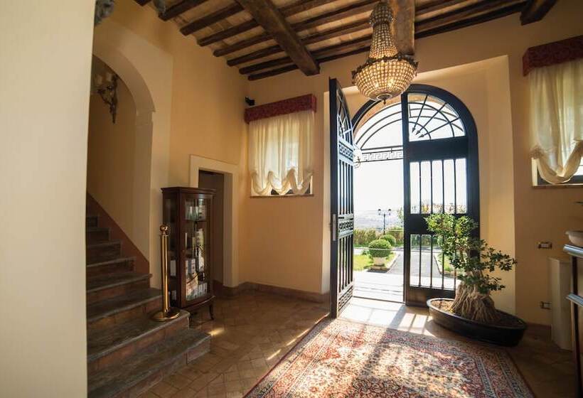 منتجع Borgo Pilotti Hotel & Restaurant