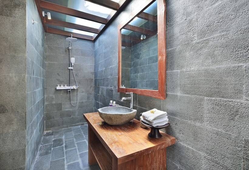 בית מלון כפרי Batu Agung Villas