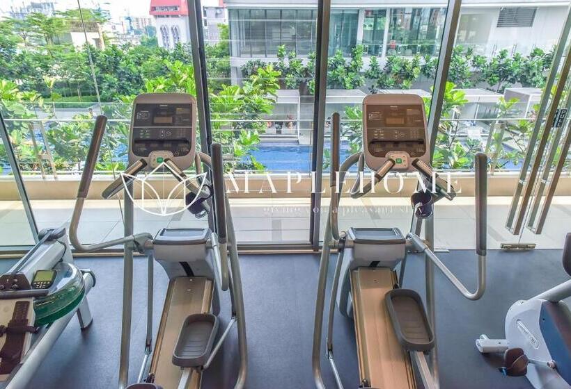 Отель The Robertson Kuala Lumpur