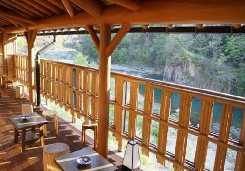 فندق Shirakawago No Yu