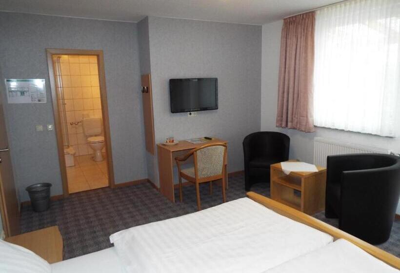 Общежитие Garni Zum Reinhardswald