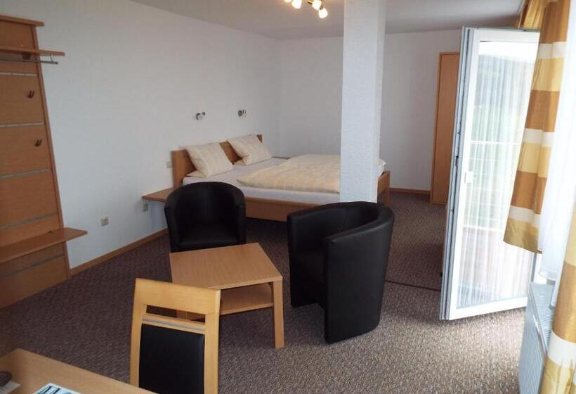 Общежитие Garni Zum Reinhardswald