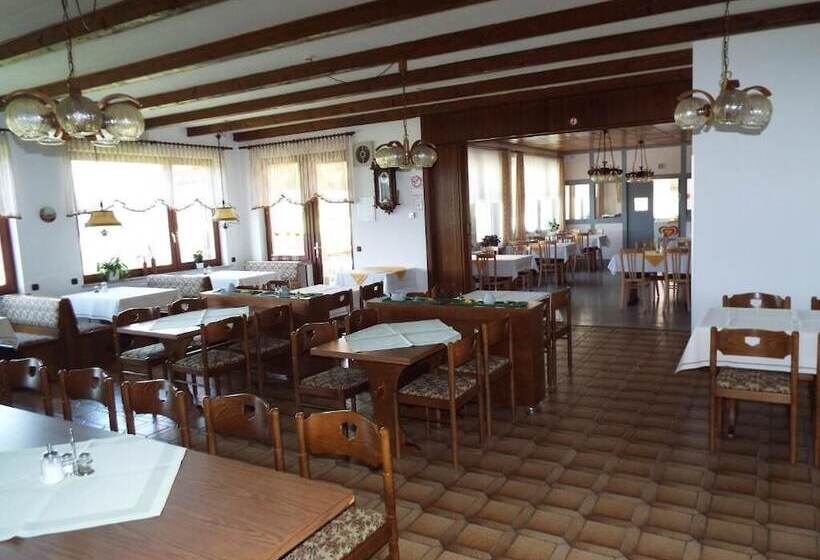 Общежитие Garni Zum Reinhardswald