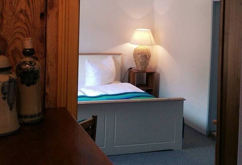 הוסטל Mühle Tornow Am Wentowsee