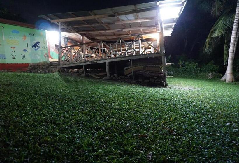 Bed and Breakfast Cocoa Village Guesthouse