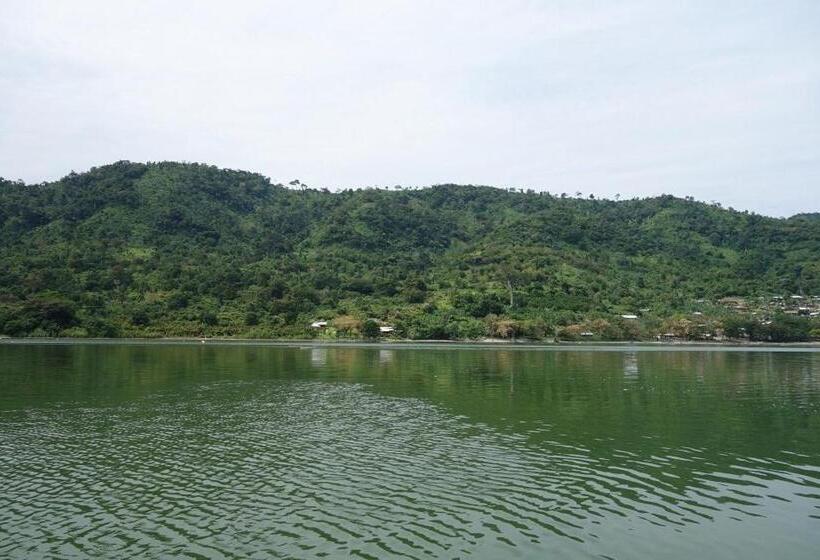 Bed and Breakfast Cocoa Village Guesthouse