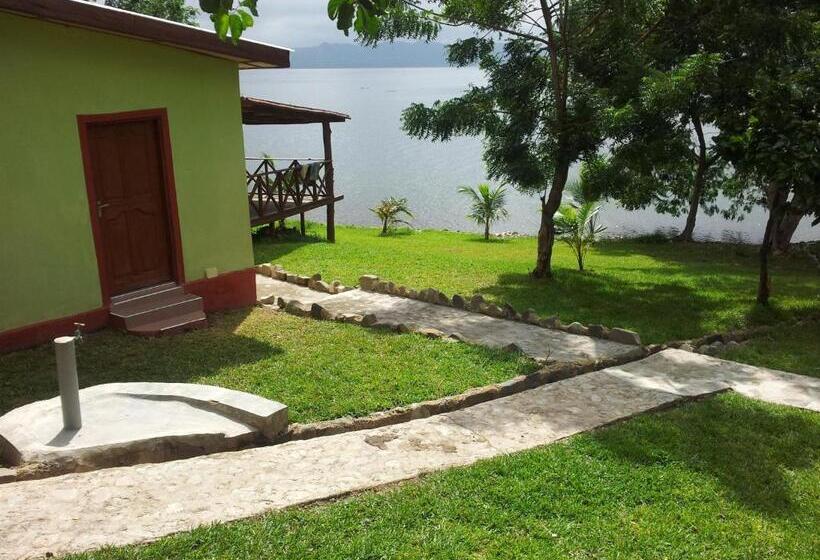 Bed and Breakfast Cocoa Village Guesthouse