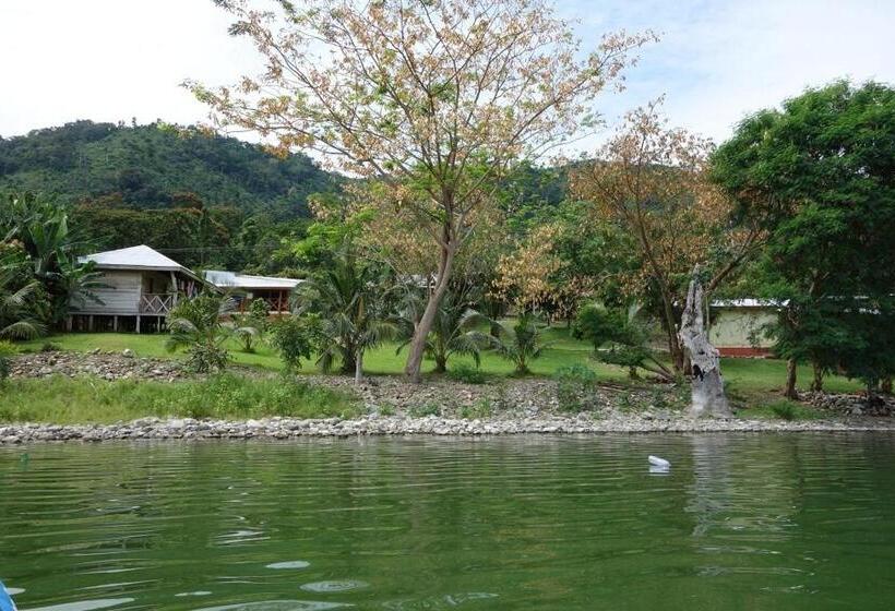 Bed and Breakfast Cocoa Village Guesthouse