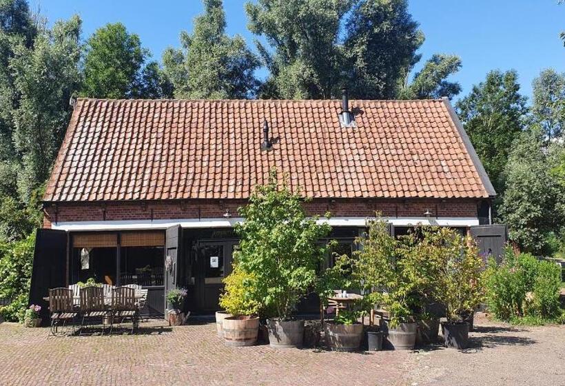 ベッドアンドブレックファースト De Zeeuwsche Hoeve