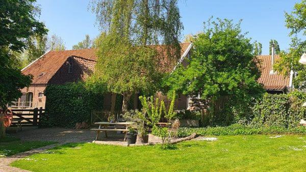 Bed and Breakfast De Zeeuwsche Hoeve