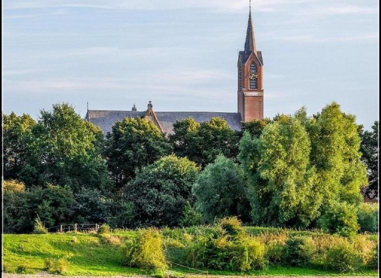 ベッドアンドブレックファースト Het Hart Van Alem