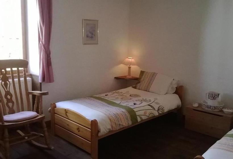 مبيت وإفطار La Châtaigne Dorée