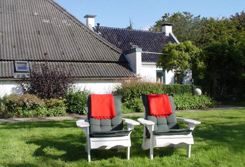 مبيت وإفطار Landgoed Wilgenheerd