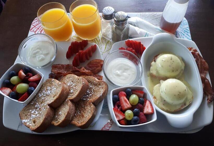 مبيت وإفطار The Lookout Inn