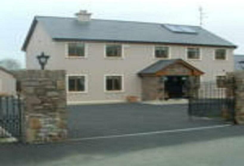 مبيت وإفطار Woodlands House