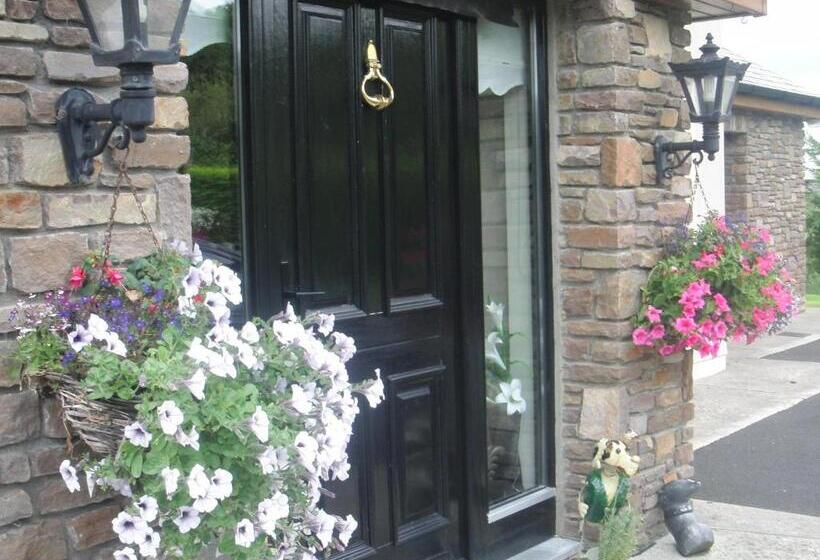 مبيت وإفطار Woodlands House