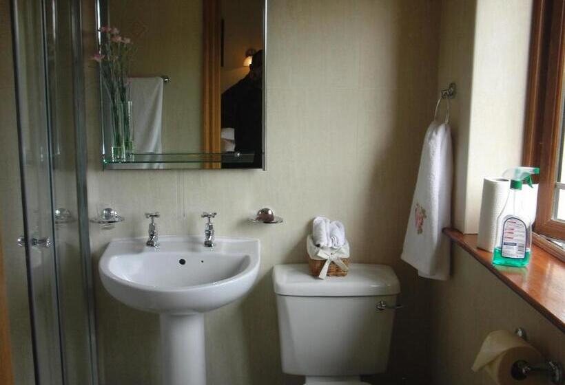 مبيت وإفطار Woodlands House