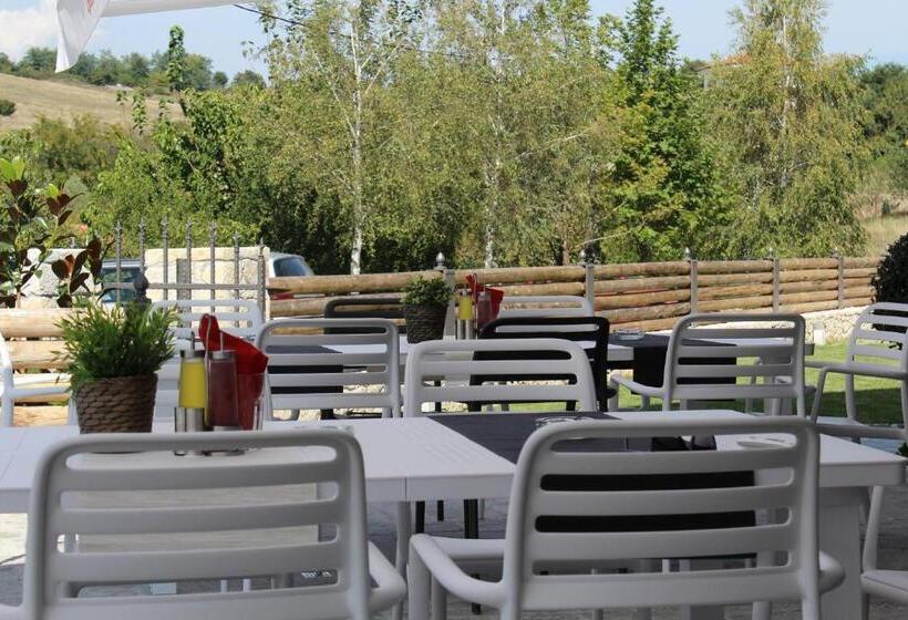 Family Hotel Friends Villa