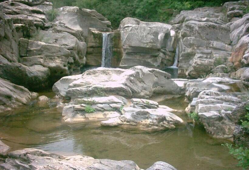 בית מלון כפרי Agriturismo Podere Mulinaccio