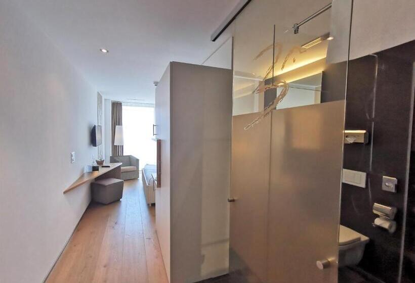 בית מלון כפרי Ava