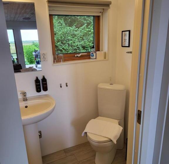 فندق Bodelssons By The Sea