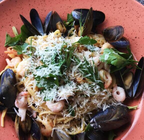 فندق Bodelssons By The Sea