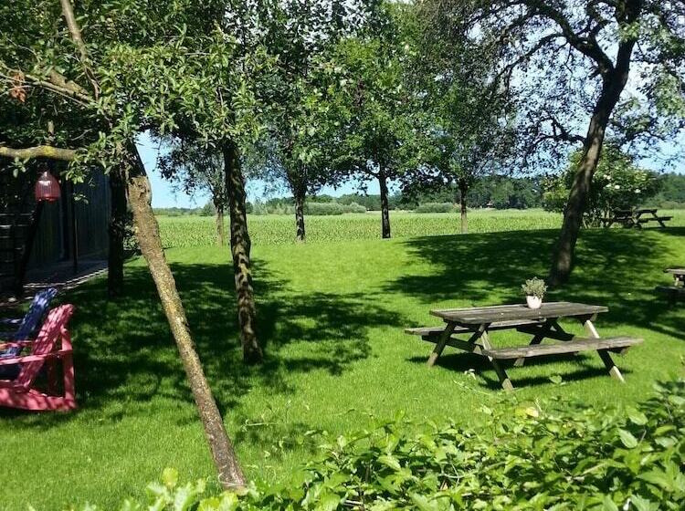 فندق Boerderij Restaurant De Gloepe