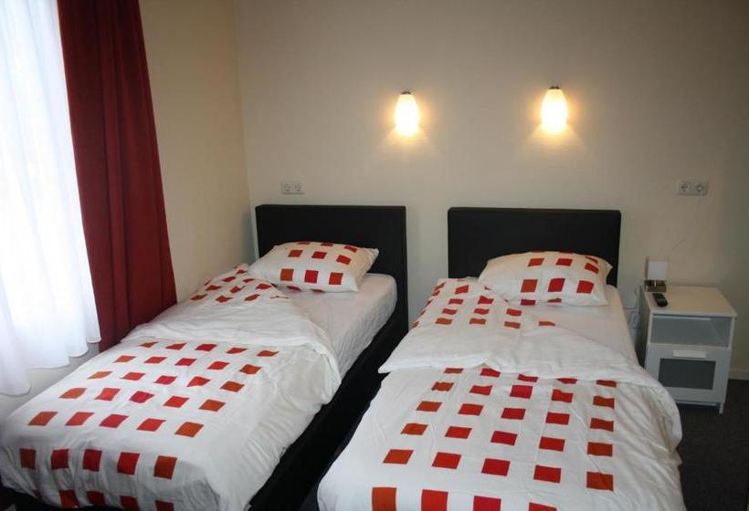 酒店 Café Restaurant Snackbar Beerzerveld