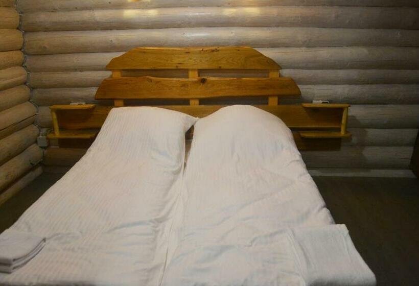 בית מלון כפרי Carivka