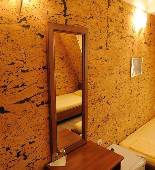 فندق Complex Racic