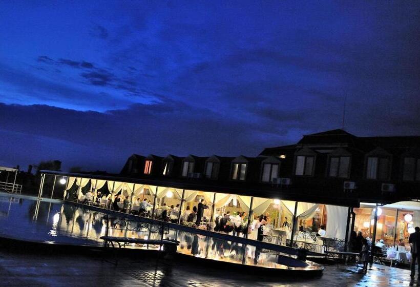 فندق Complex Racic