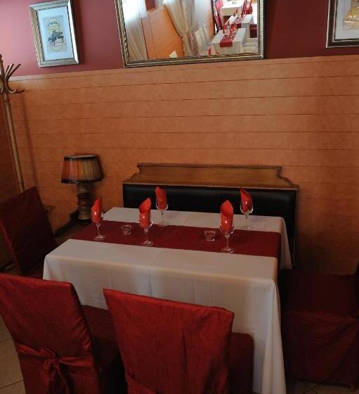 فندق Complex Racic