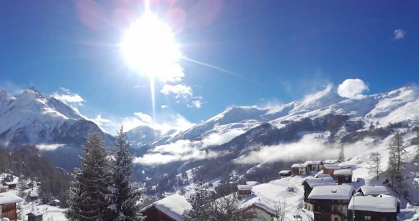 בית מלון כפרי De La Sage