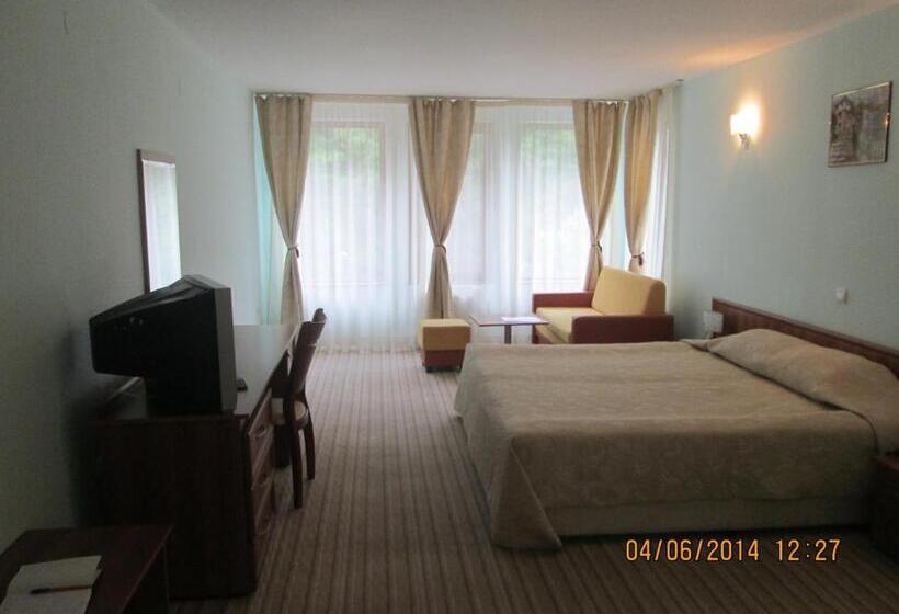 فندق Fisherman S Hut Family