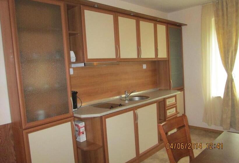 בית מלון כפרי Fisherman S Hut Family