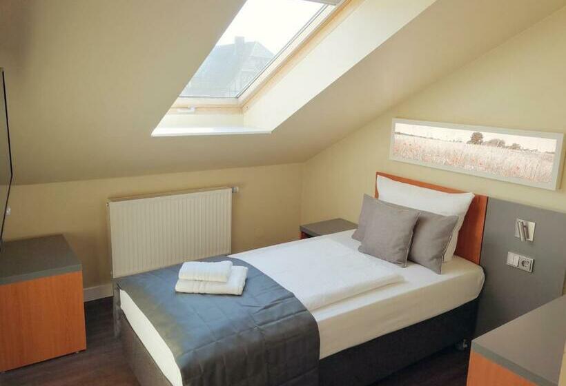 Отель Gut Gnewikow