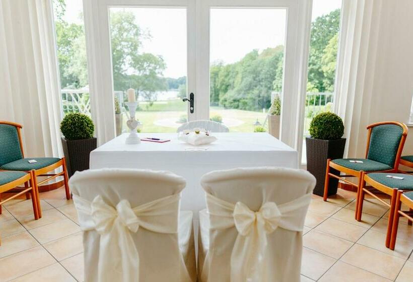 Отель Gut Gnewikow