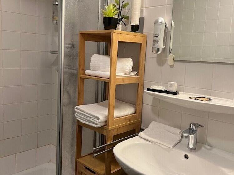 בית מלון כפרי Haras Des Chartreux