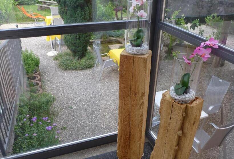 ホテル Hôtel Restaurant De La Gare