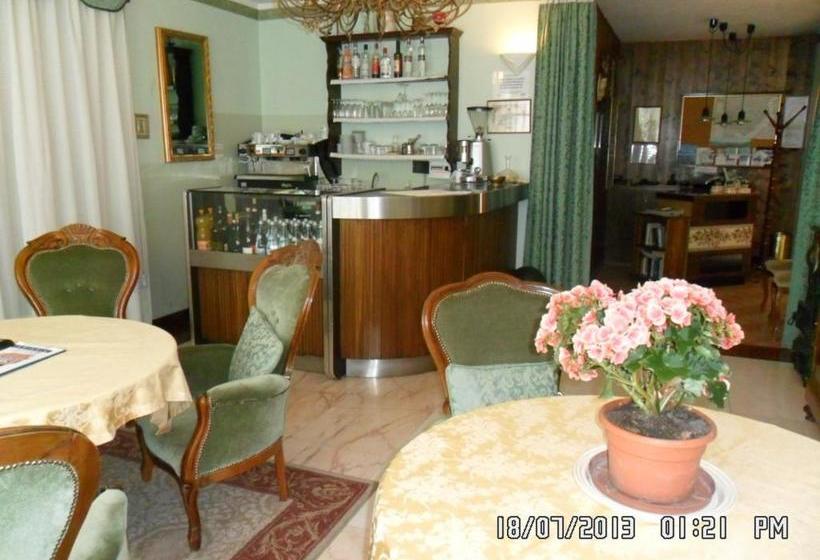 Il Campanile Hotel   La Cantina Del Pittore