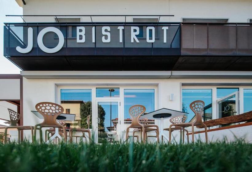 בית מלון כפרי Jo