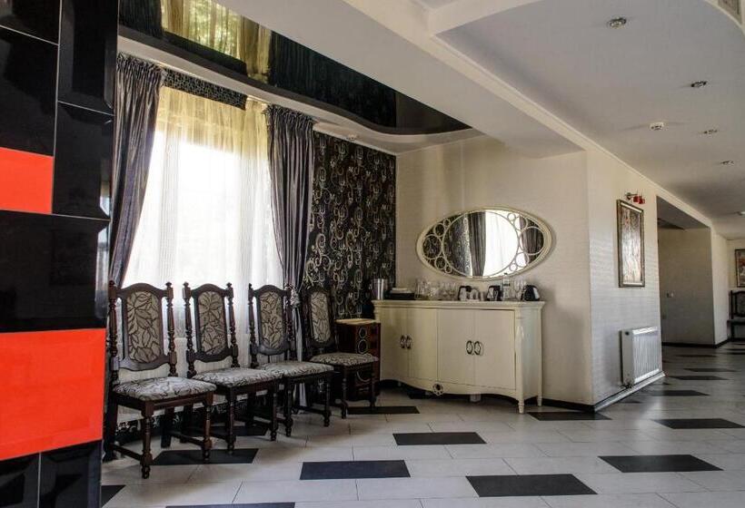 Отель Knyazhyi Dvir