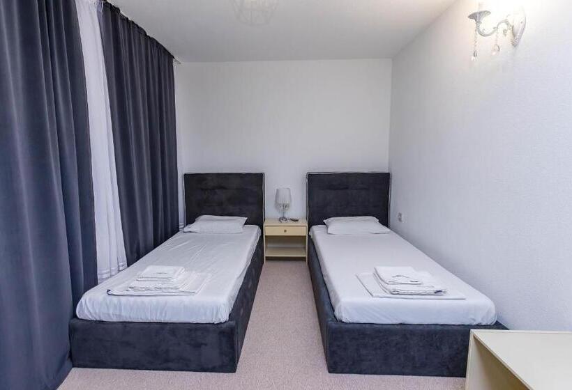 酒店 Komitite Complex