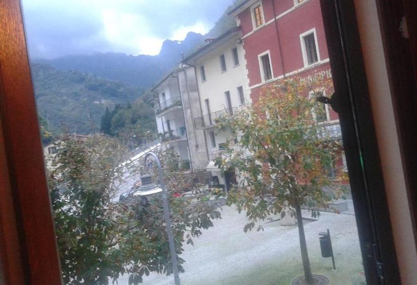 בית מלון כפרי La Pania