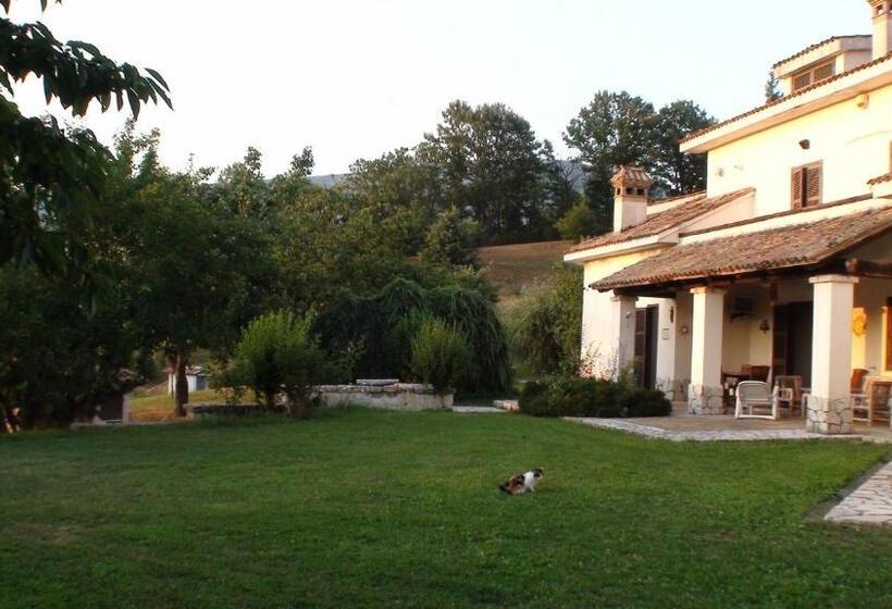 فندق Locanda Colle Cerqueto
