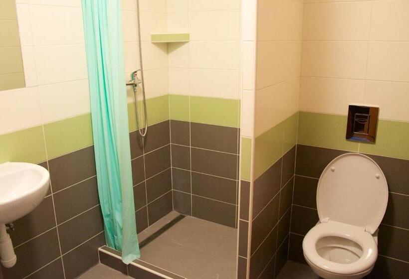 ホテル Penzión Trio